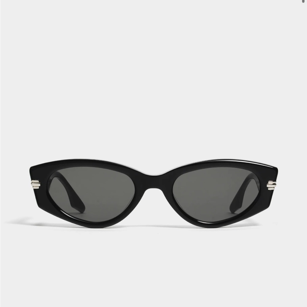 Gentle Monster Monosoa 01 in Black